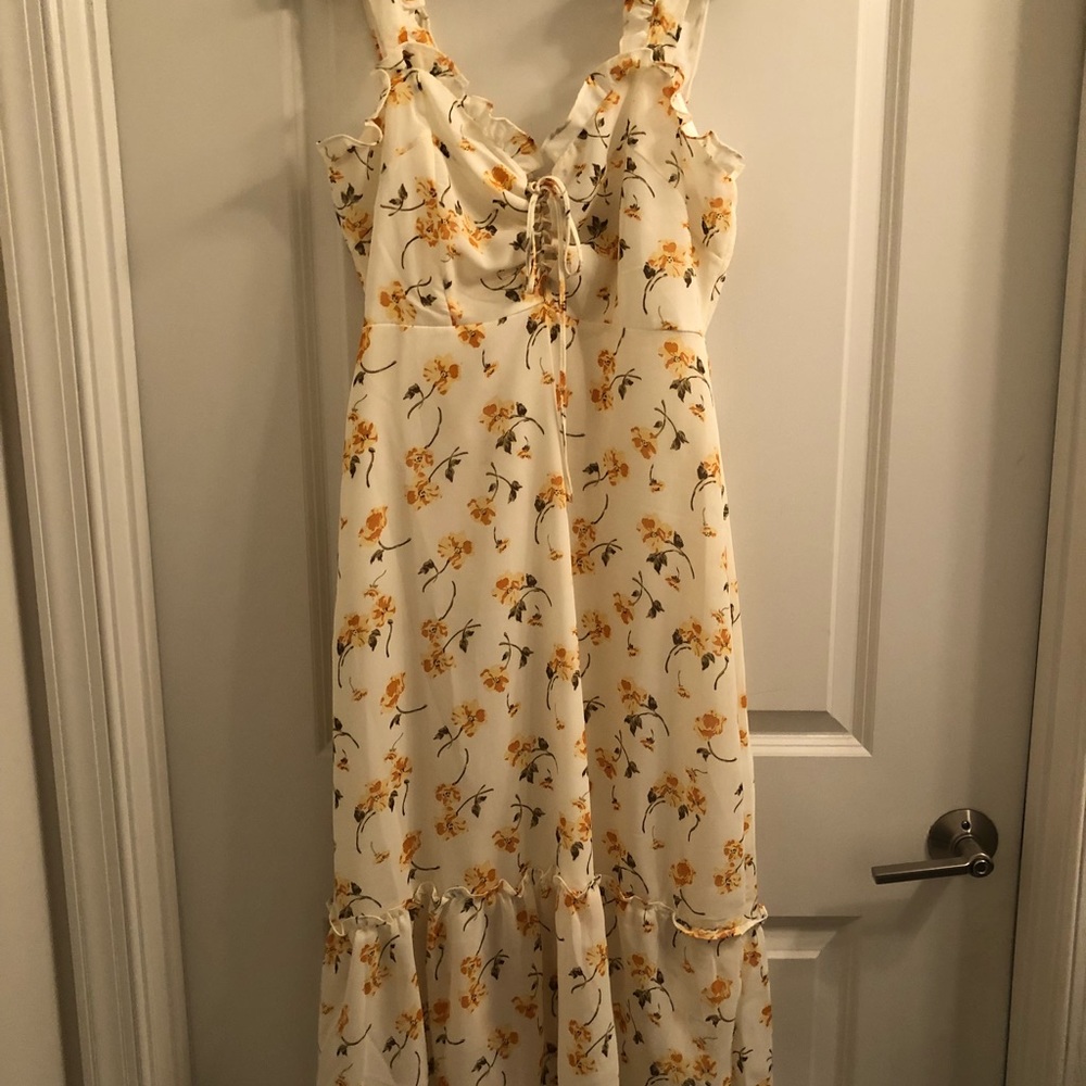 Remi Dress - Picture 2 of 3